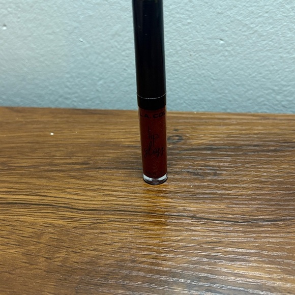 L.A. Colors Lip Gloss Collection - Pink, Red, Purple Hues 12 Pack - Picture 14 of 16